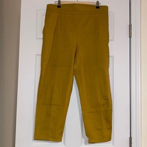 Pinup Girl Clothing/Laura Byrnes high waisted trousers in Mustard